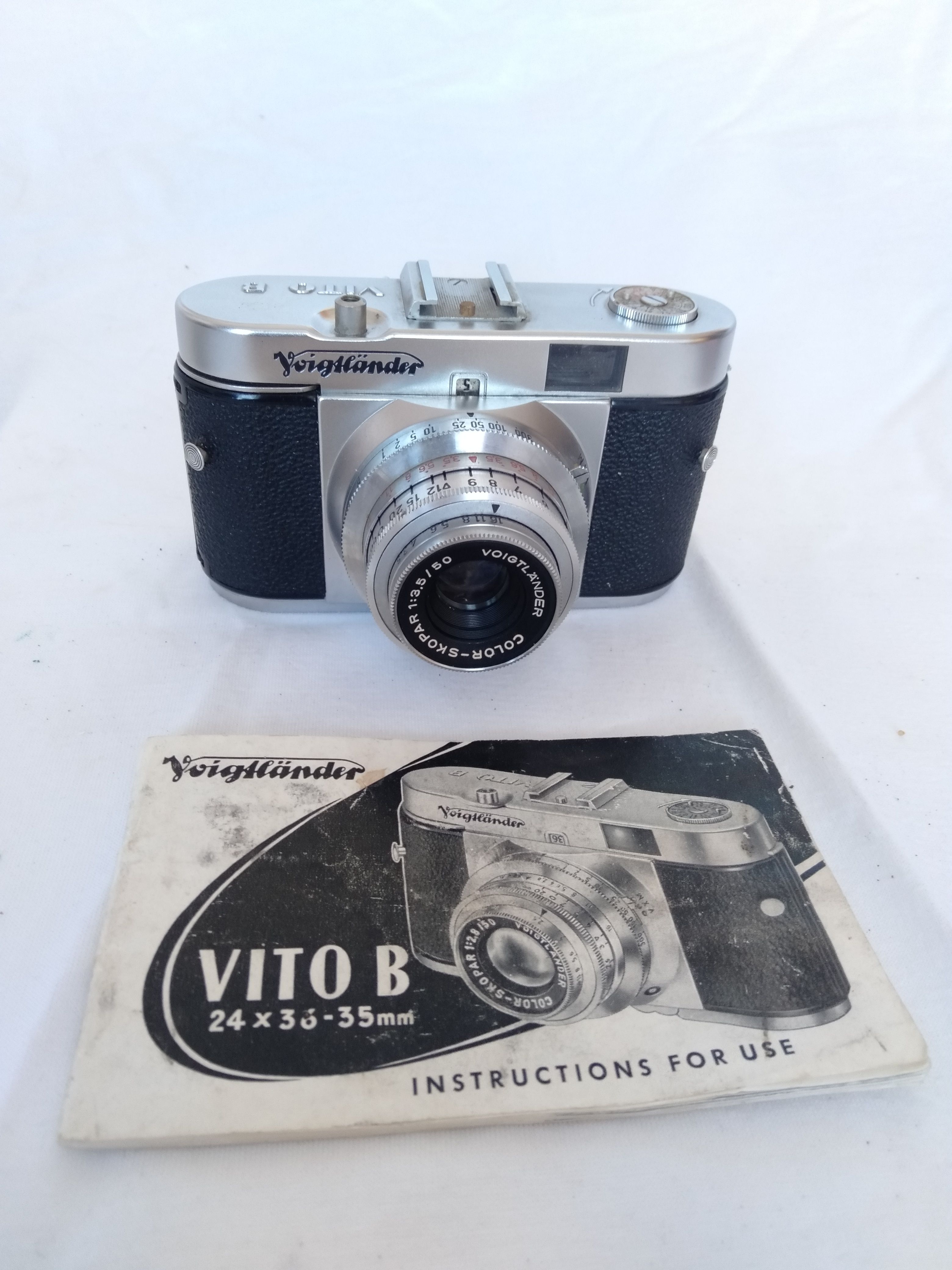 Voigtländer Vito B circa: 1954