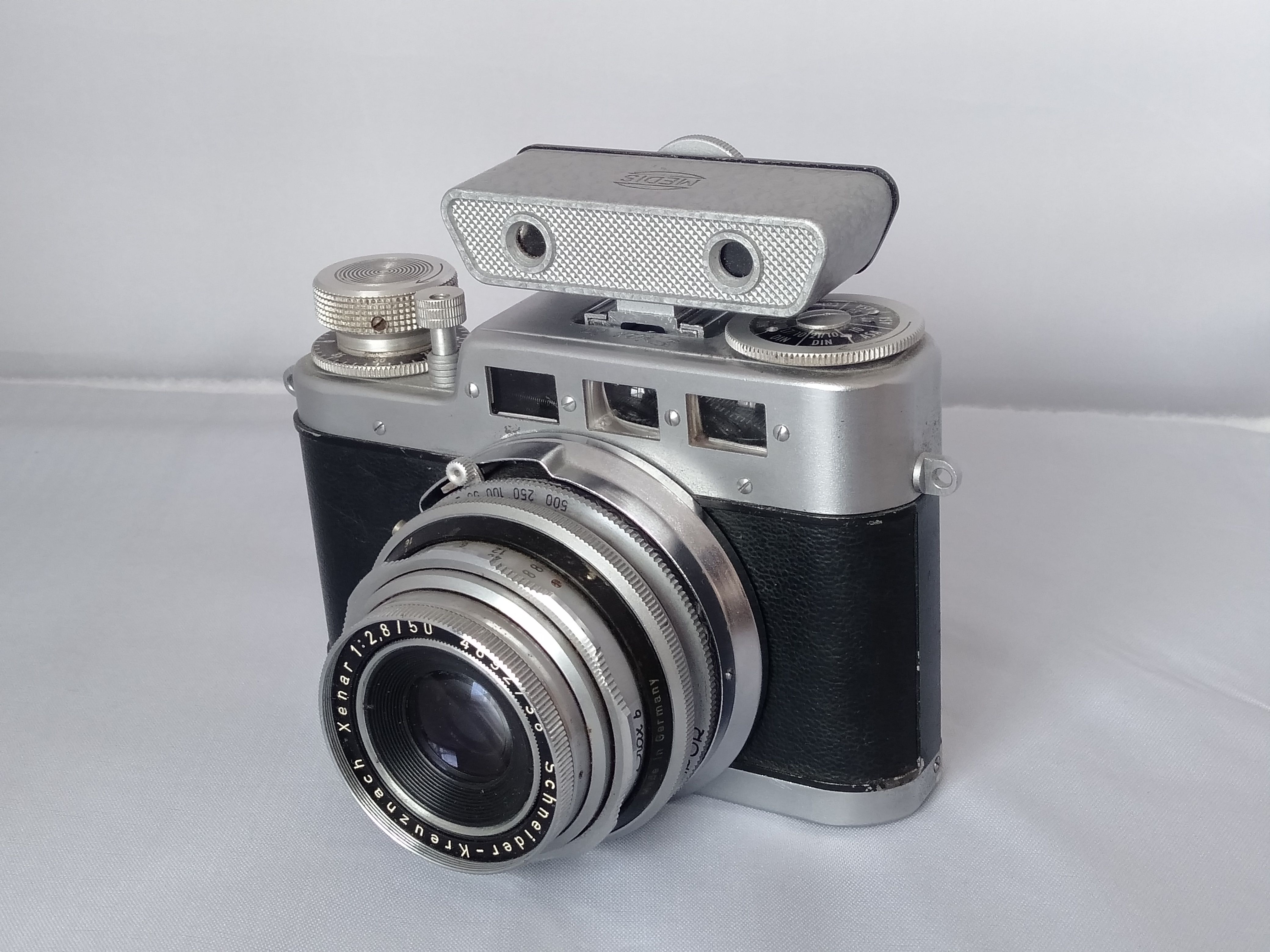Medis Range Finder circa: 1952