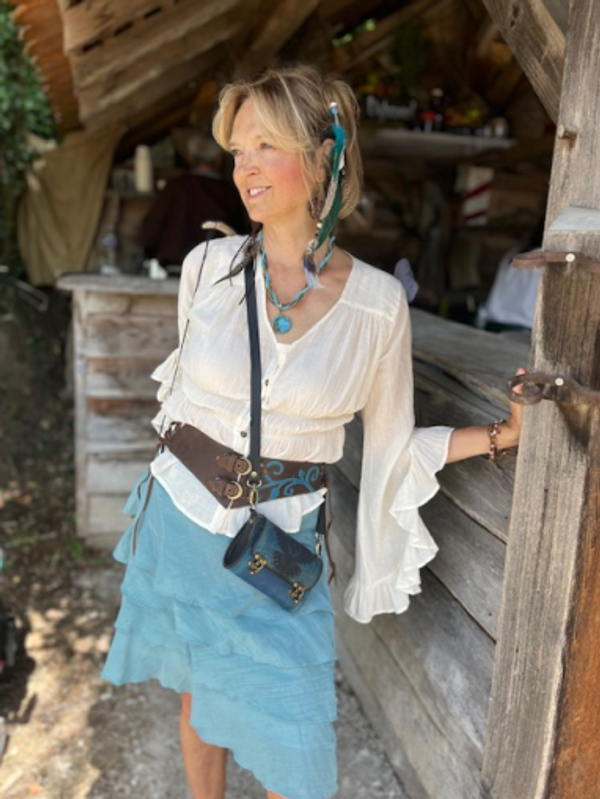 Charlotte, Dancing Astrologer blue