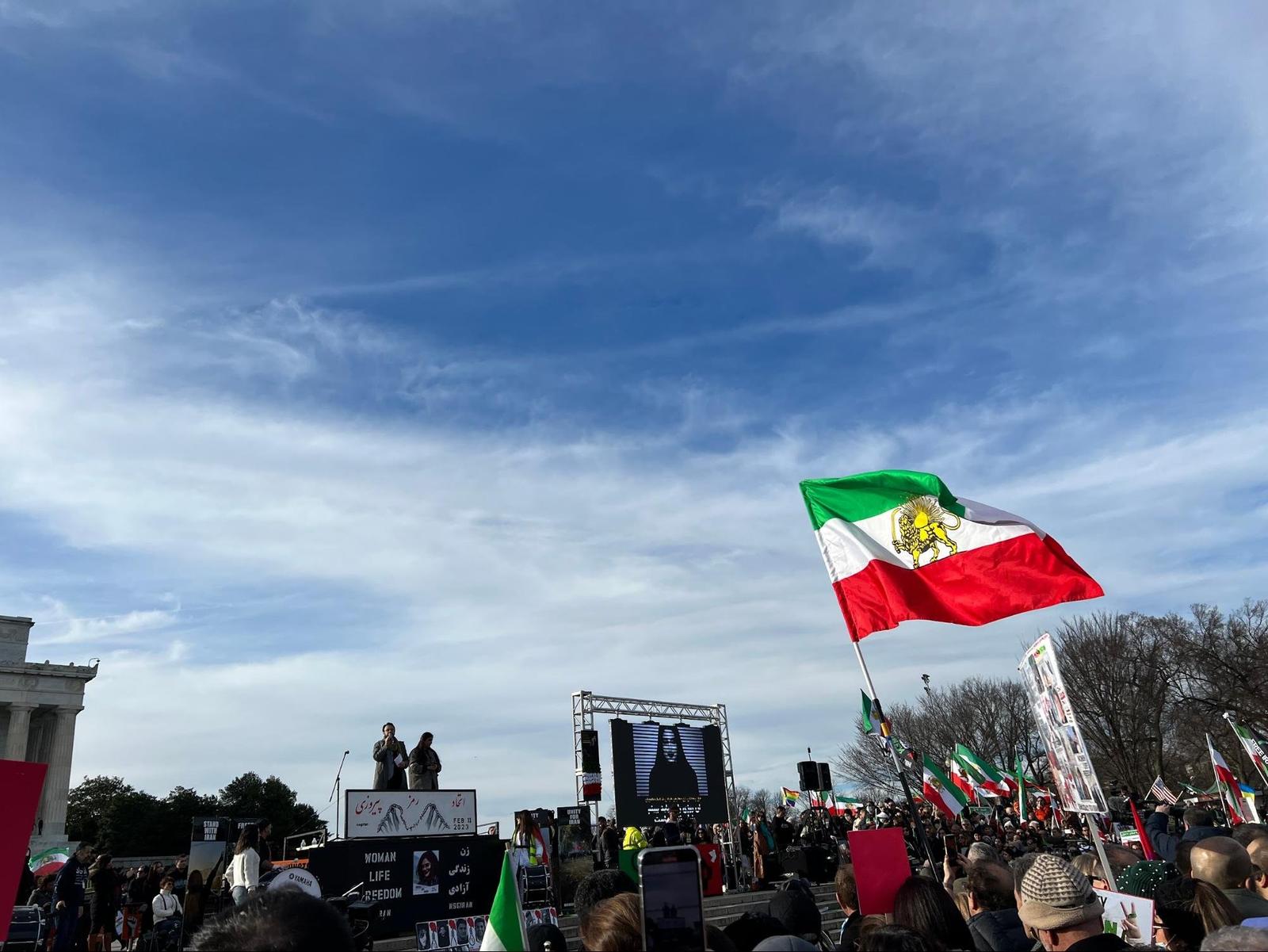 Rainbows, Revolution, and Protests: Mobilizing a Movement for Democracy in Iran