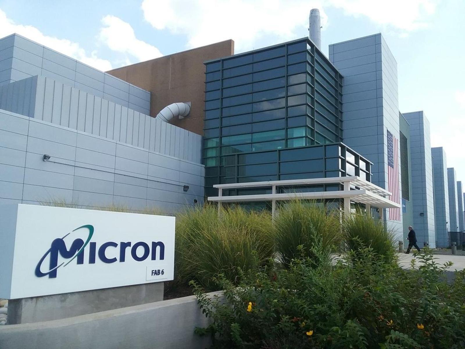 Compass Money: Tech Companies Race to Dominate Semiconductor Production
