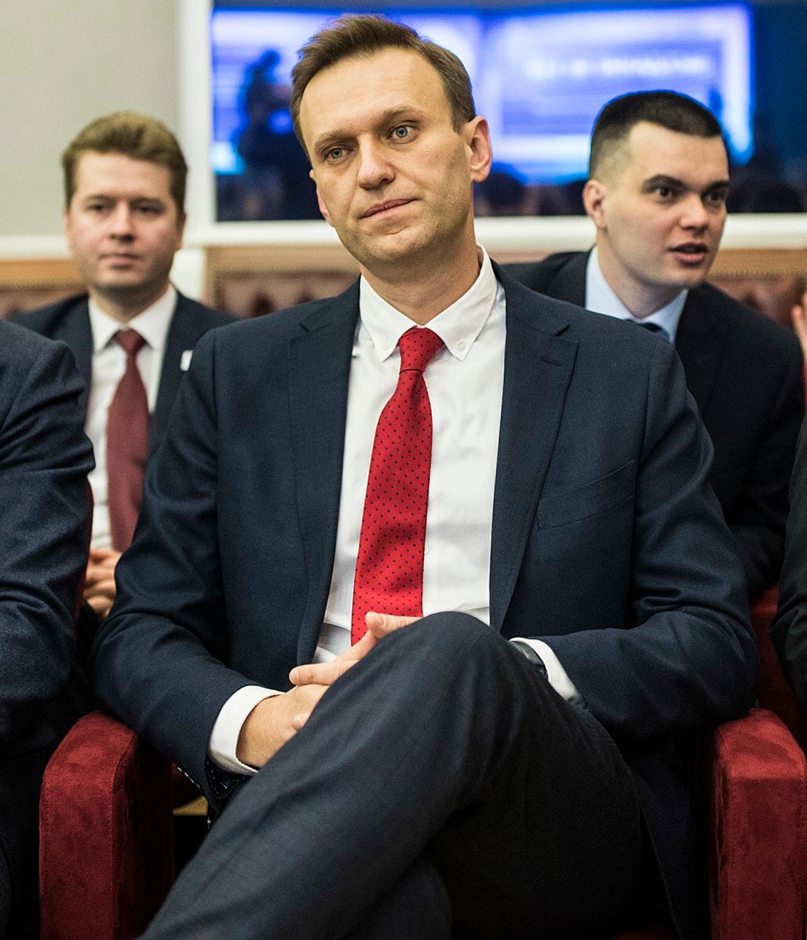 Navalny’s Whereabouts Remain Unclear, Leaving Public Hoping for the Best