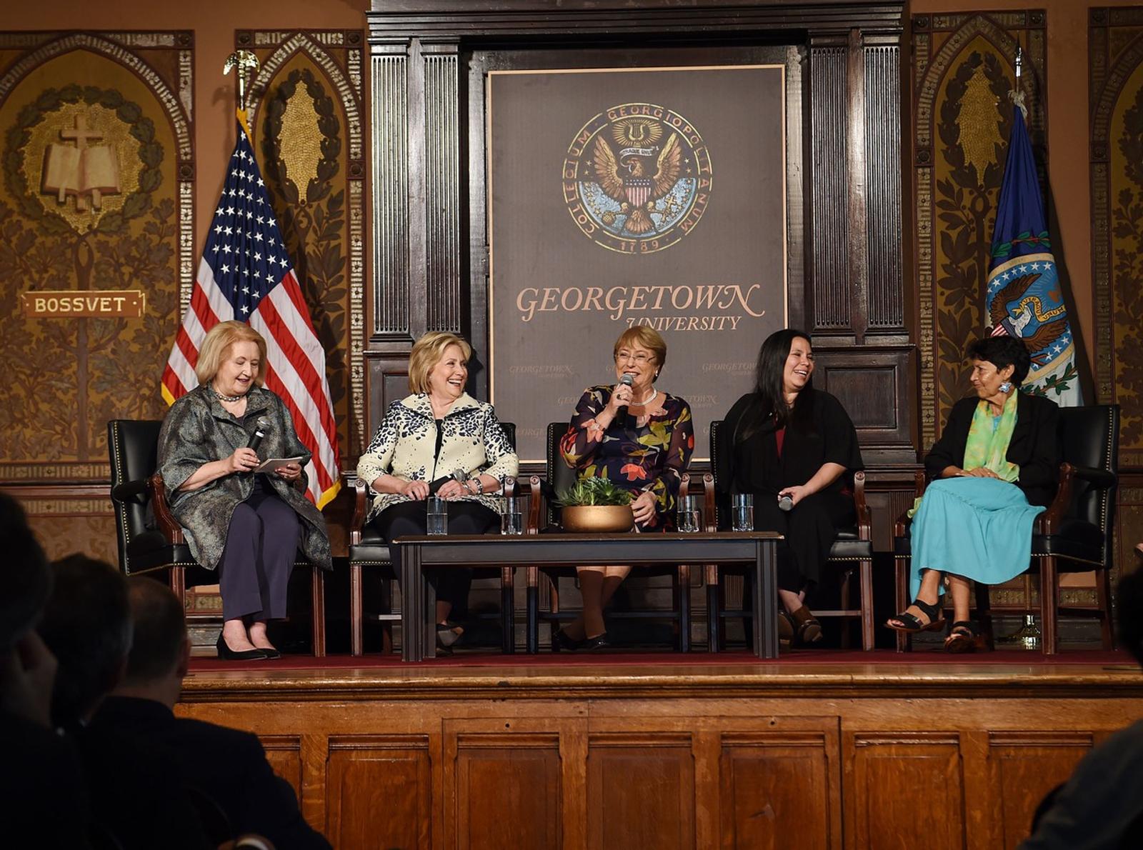 Hillary Clinton Honors Peacebuilders, Advocates at Georgetown Event