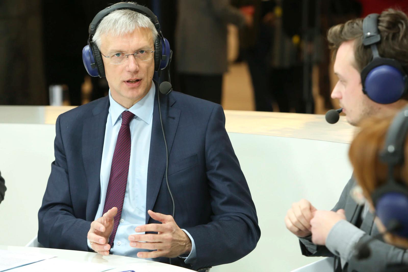 New Latvian Coalition Seeks Financial Reform, Foreign Policy Continuity
