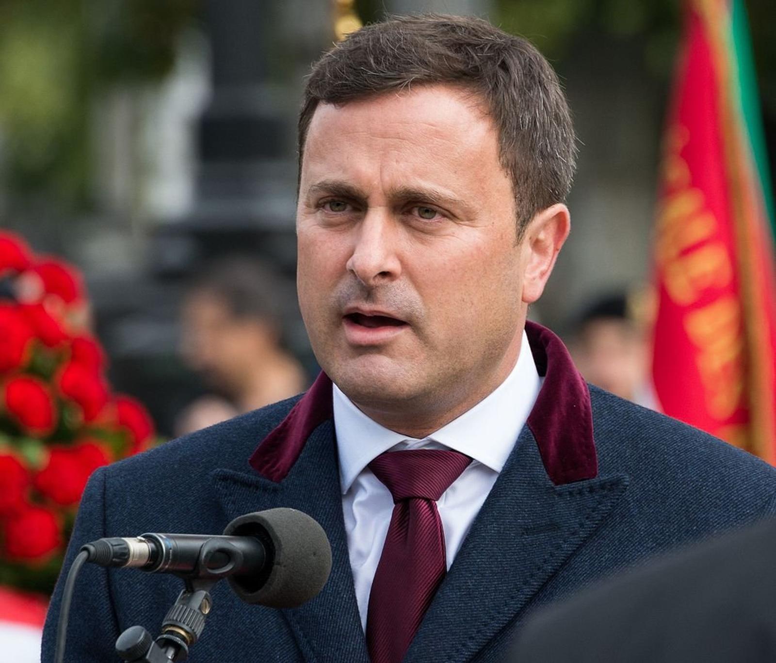 Luxembourg PM Admits to Plagiarizing Dissertation