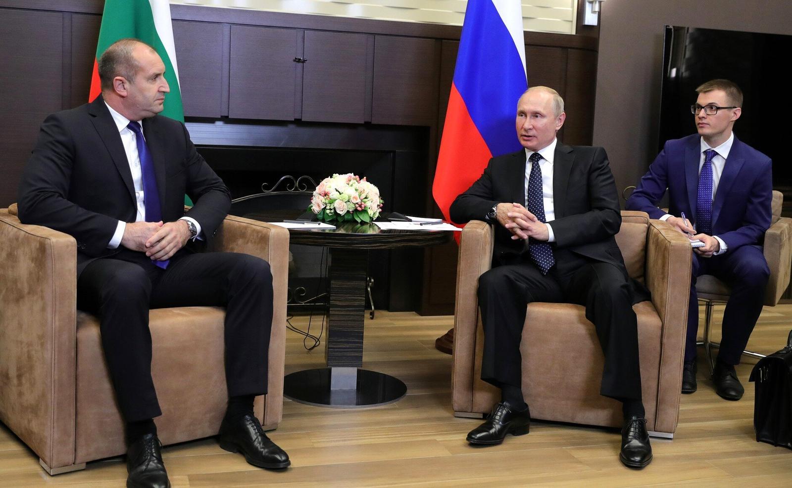 Bulgarian Prosecutors Arrest Alleged Members of Russian Spy Ring
