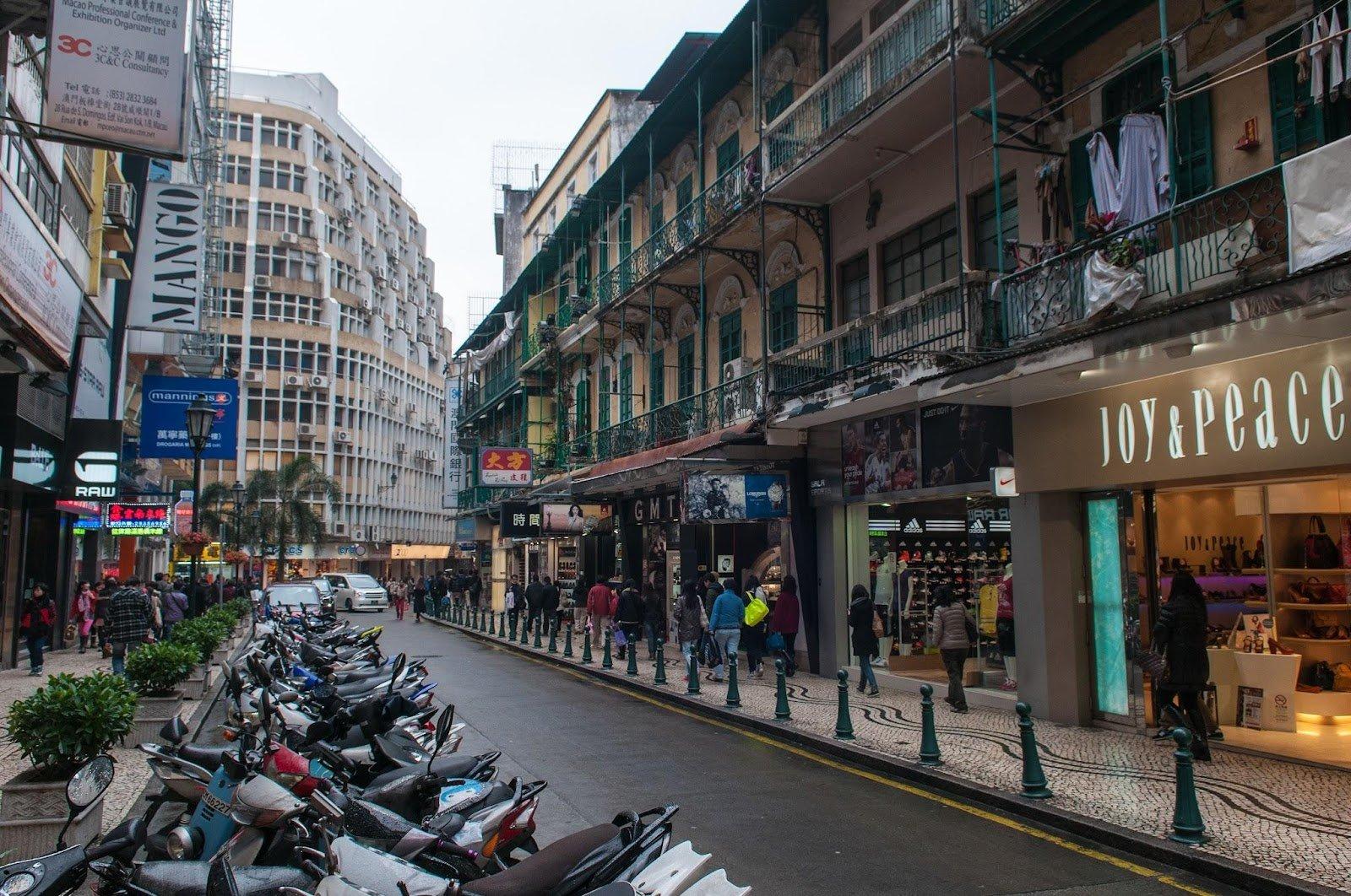 Macau Passes First Reading of Bill Amending Chief Executive Election Law