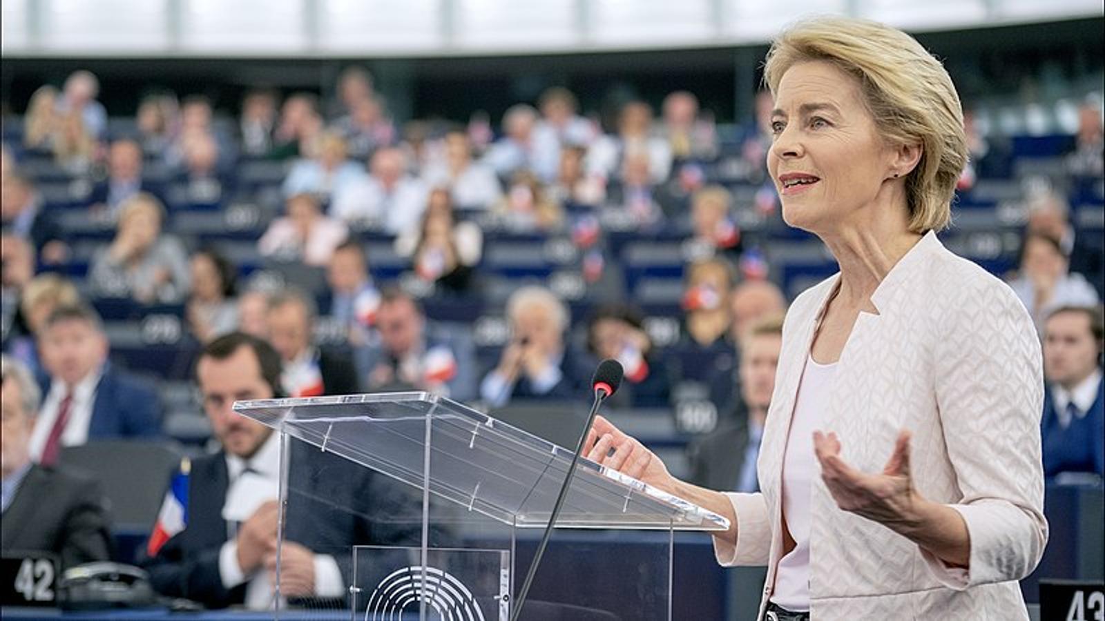 Compass Gender: Sofagate - How a Seating Arrangement Ignited a Debate about Women’s Rights in the EU