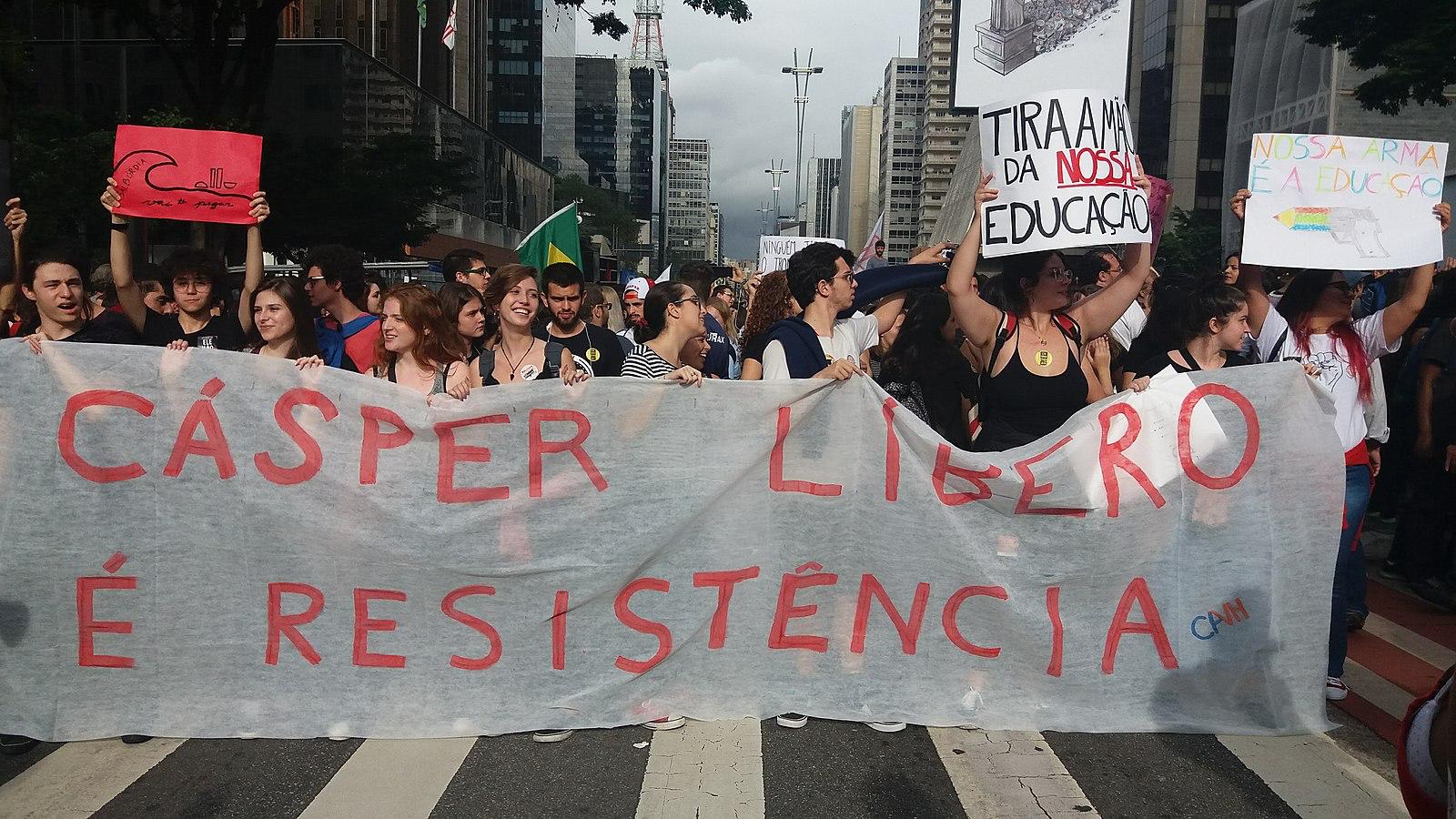 Bolsonaro’s COVID-19 Response Meets Public Backlash