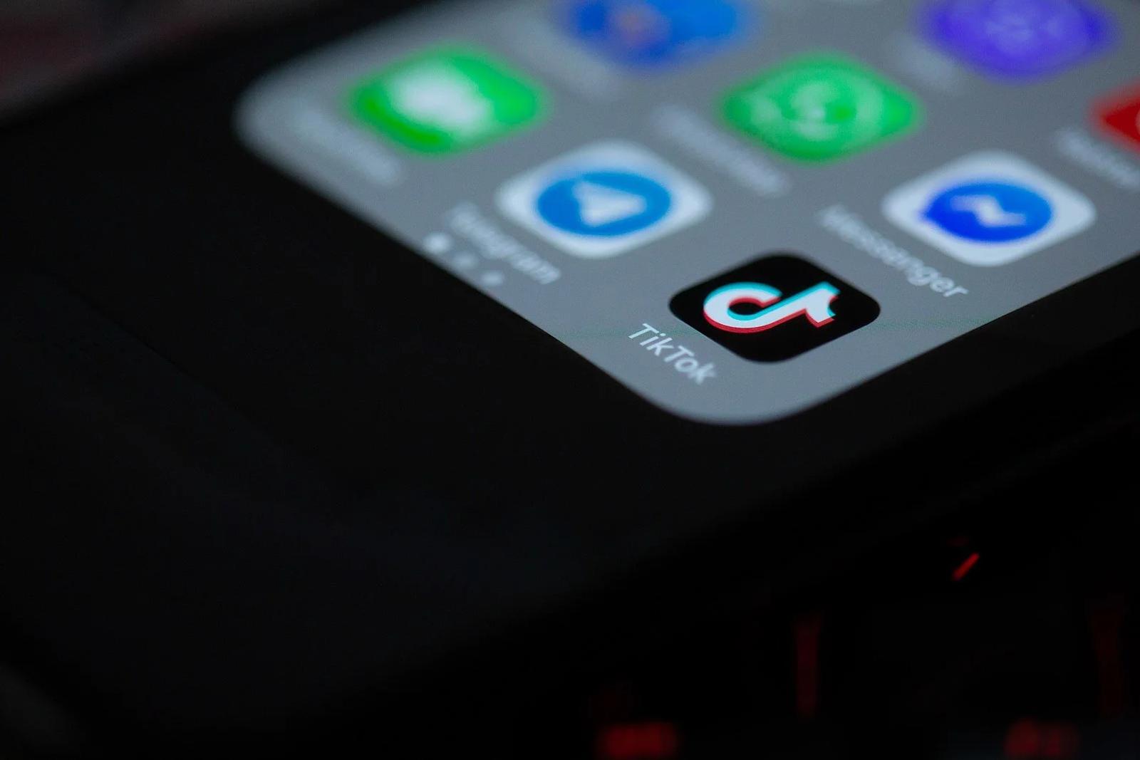 Russia Fines TikTok For Anti-Kremlin Content