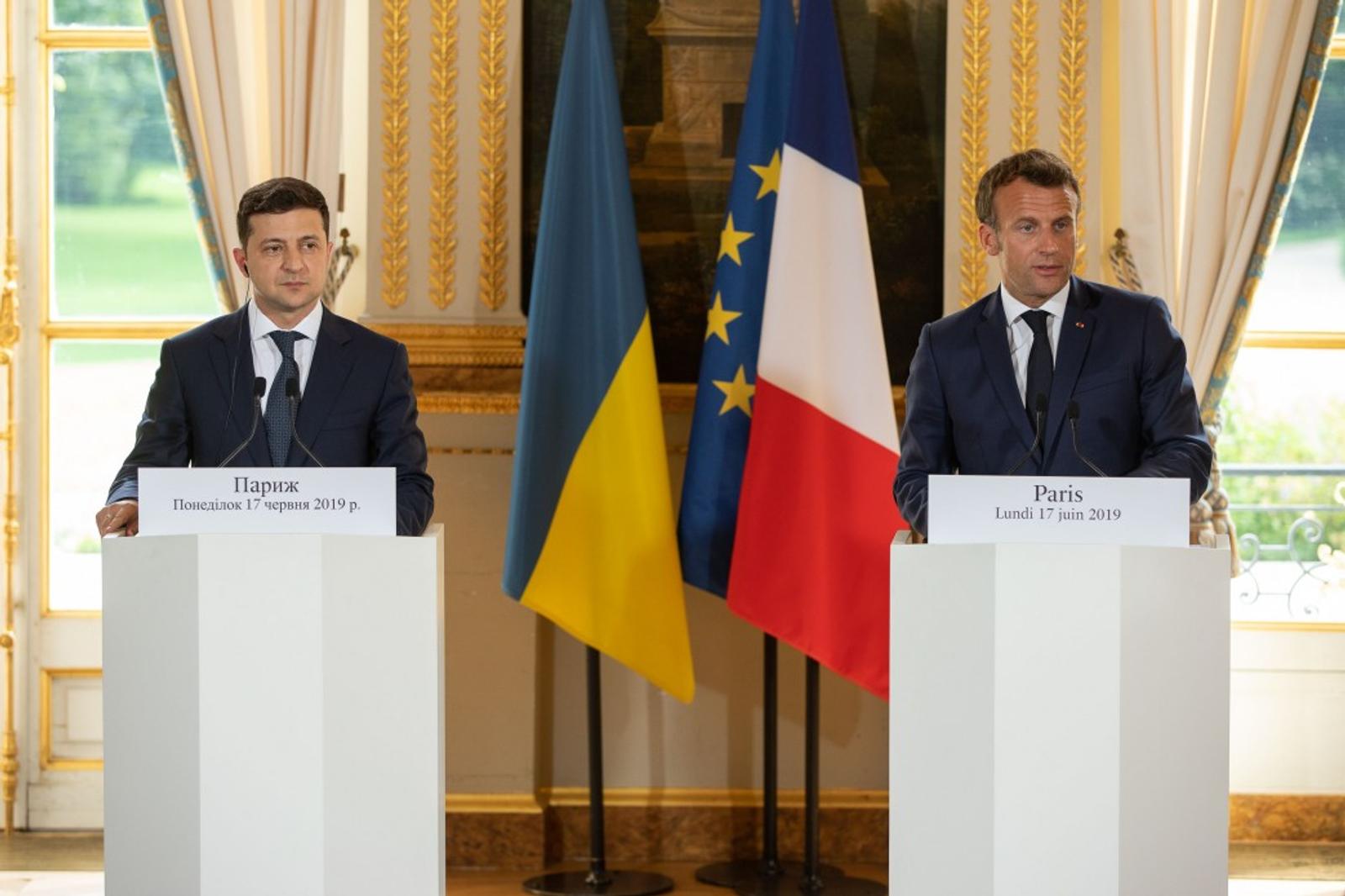 French President Emmanuel Macron denied the existence of firm plans to send troops to Ukraine, but declined to rule out the possibility