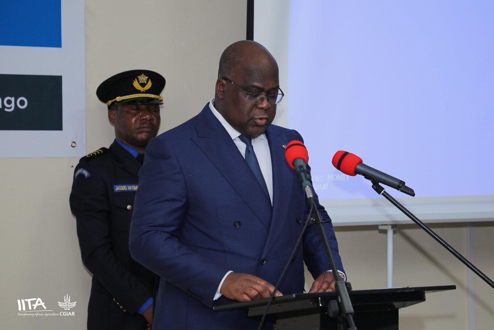 President of the Democratic Republic of the Congo Installs New Prime Minister