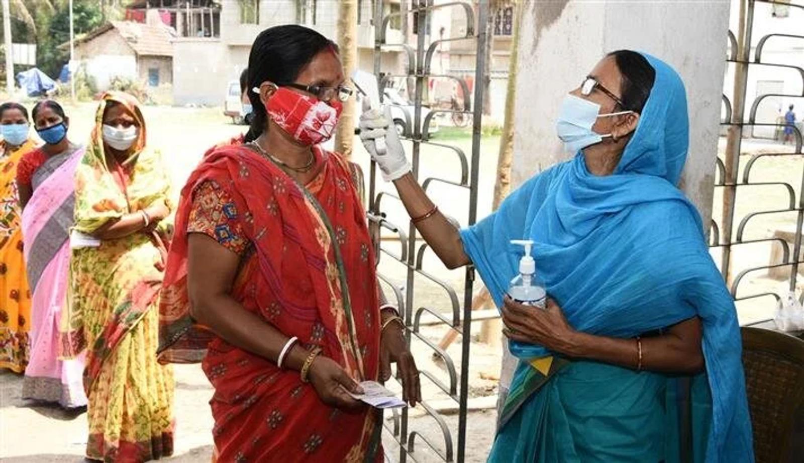 Compass Gender: Gender, Caste, and COVID-19 in India