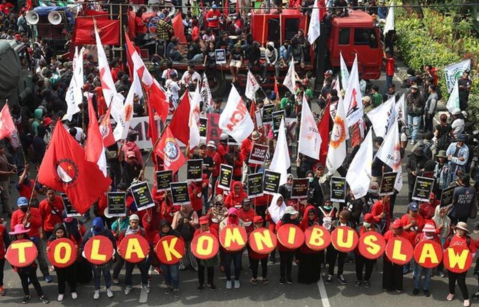Strikes and Protests Sweep Indonesia in Response to New Deregulatory Law