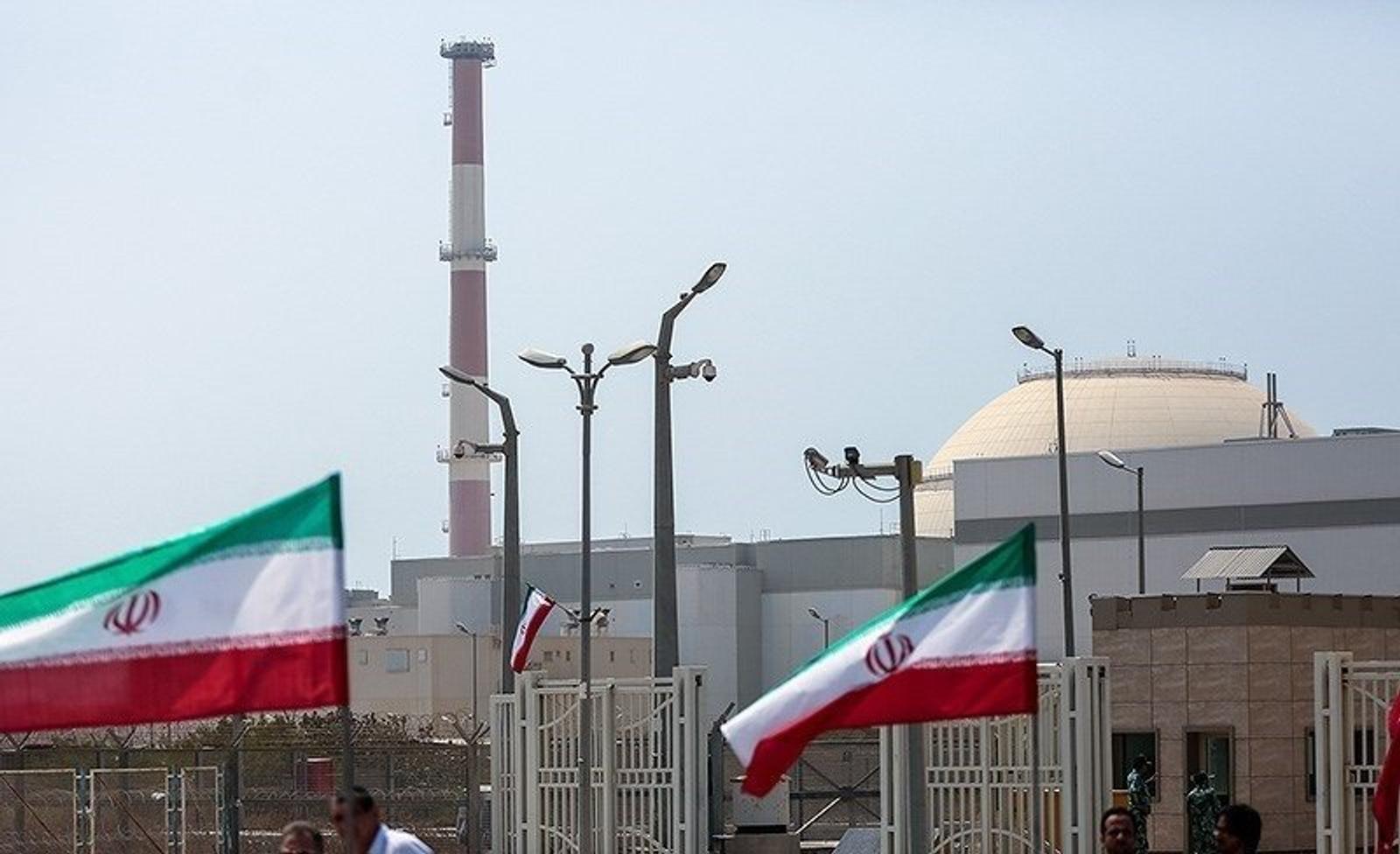 Russia and Iran Sign $25 Billion Deal to Build 4 Nuclear Plants