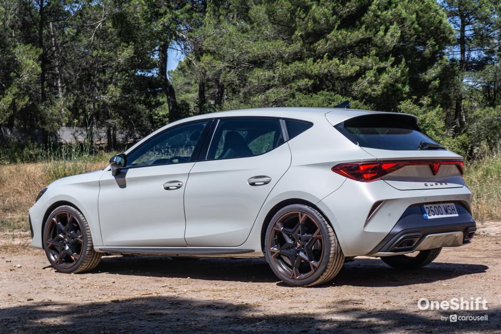Cupra Leon 1.5 eTSI First Drive Review: Raising the Mercury – photo 23