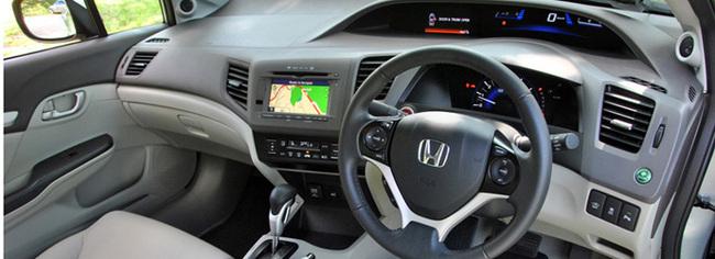 Honda Civic 1.5 Hybrid i-VTEC Review: Civic Minded – photo 2