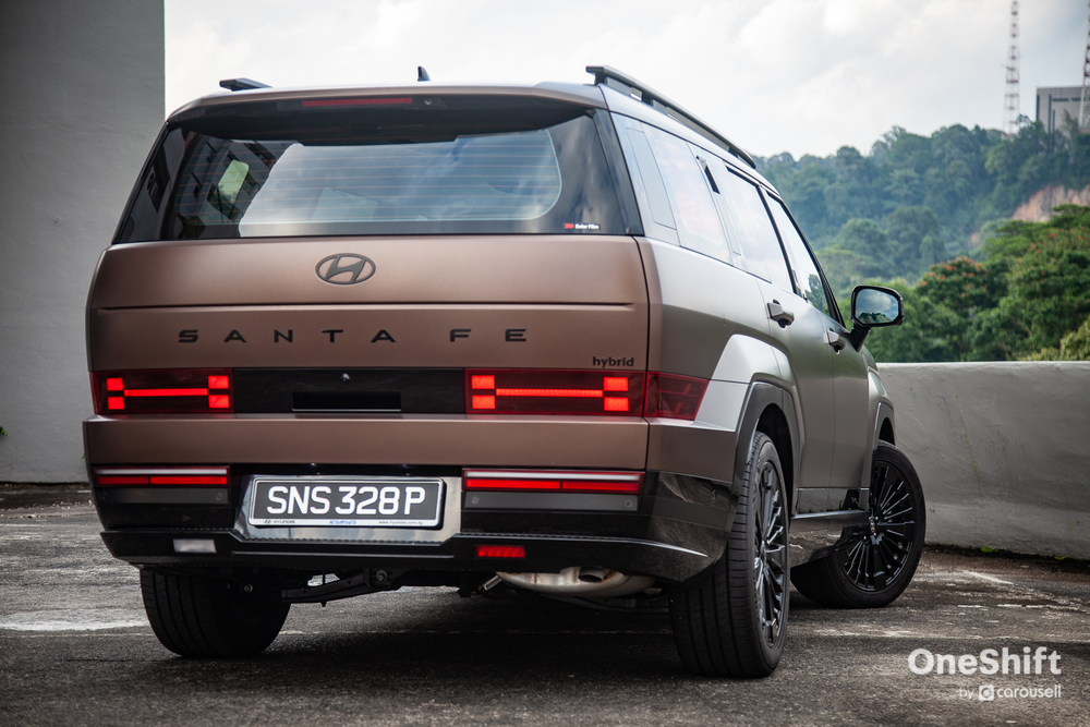 Hyundai Santa Fe TurboHybrid Calligraphy Review: Unprecedented Luxury – photo 1
