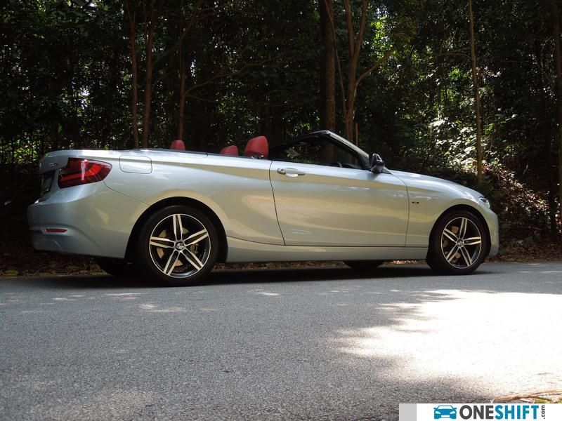 BMW's tasty 220i Convertible – photo 3