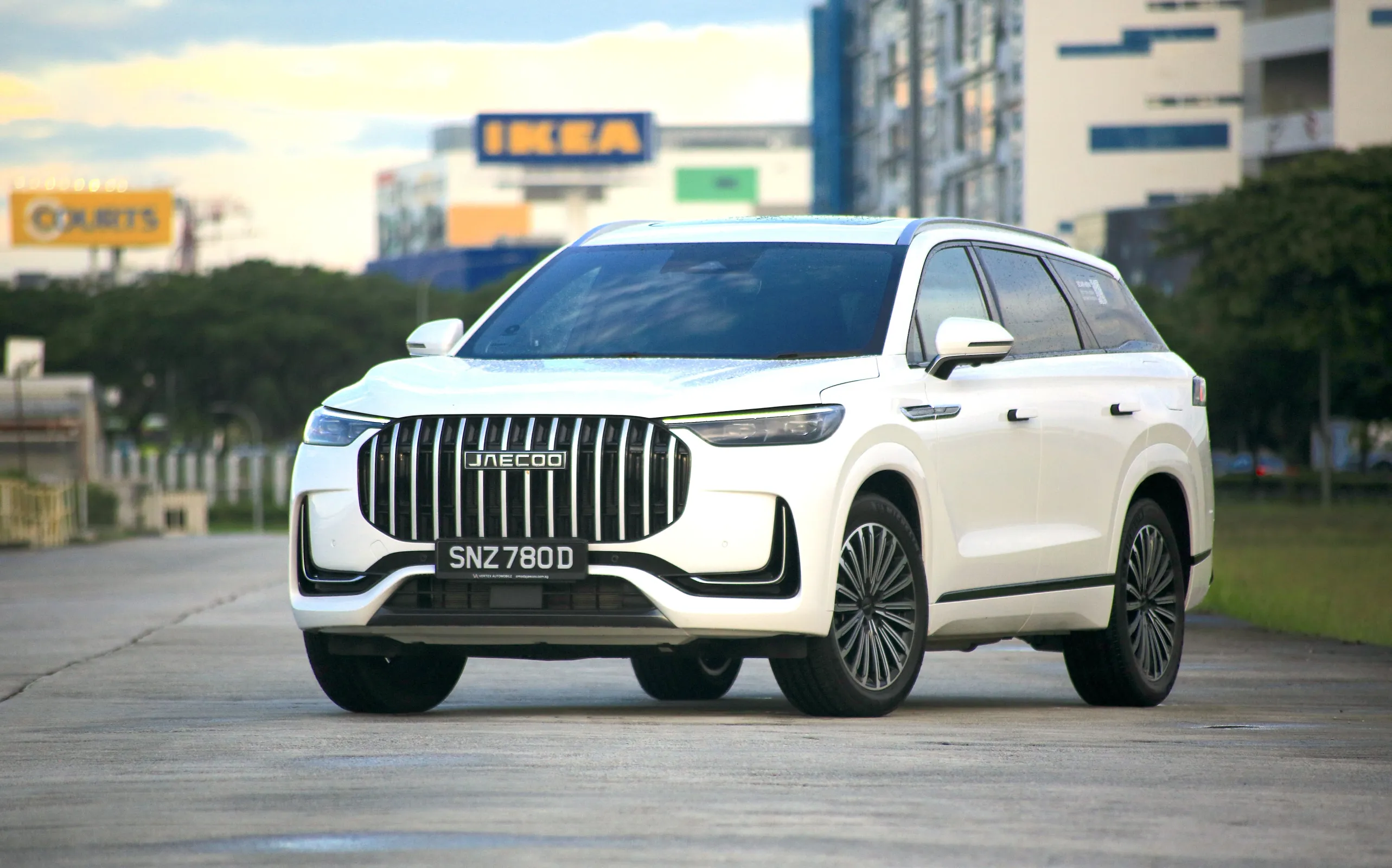 Jaecoo 8 PHEV Review: For The Realities Of Family Life