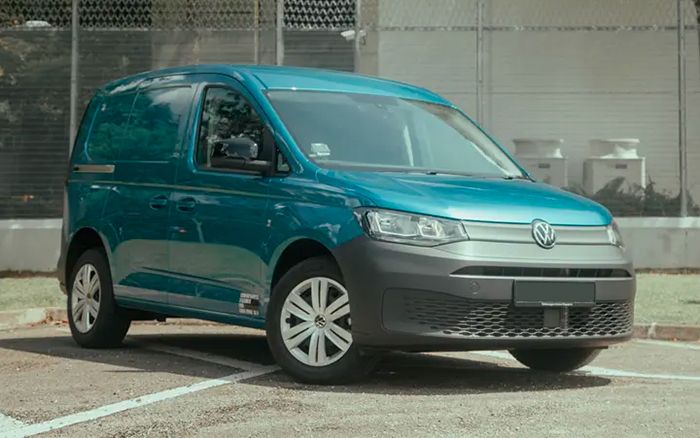 Volkswagen Caddy 2.0 TDI DSG Maxi Panel Van