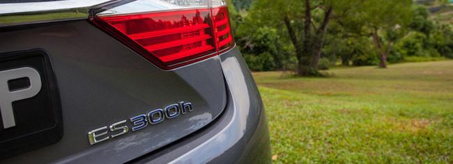 Lexus ES 250 Hybrid Luxury Review: In the lap of luxury – photo 1