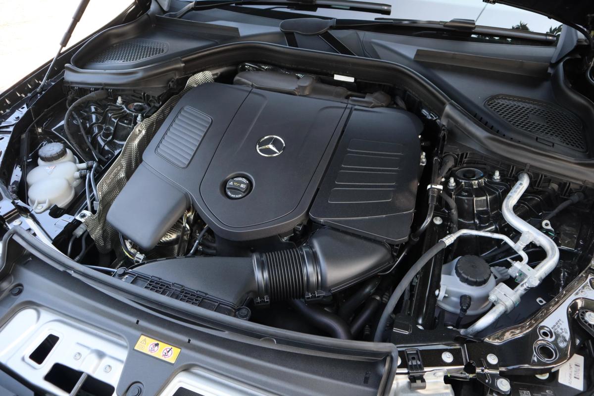 Mercedes-Benz GLC 200 Coupe Avantgarde Review: The Complete Looker – photo 41