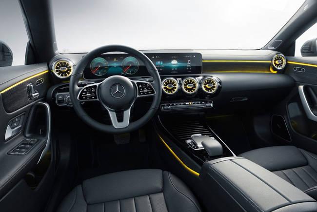 The new Mercedes-Benz CLA Shooting Brake - Sports Car with Load Space – photo 1