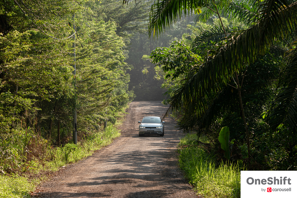 The Made-in-Singapore Hyundai Ioniq 5 Wafts Its Way To The Sunkissed Desaru Coast – photo 1
