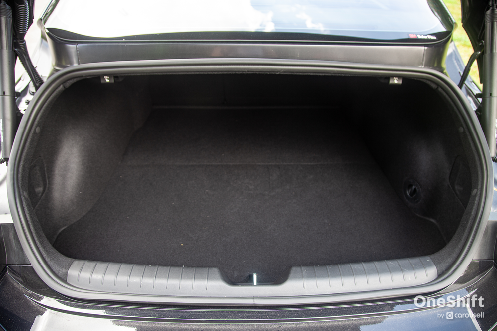 Hyundai IONIQ 6 77 kWh Prestige Review: Keen Drivers Please Pay Attention – photo 2