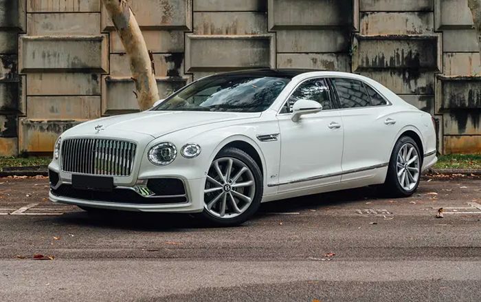 Bentley Flying Spur Hybrid