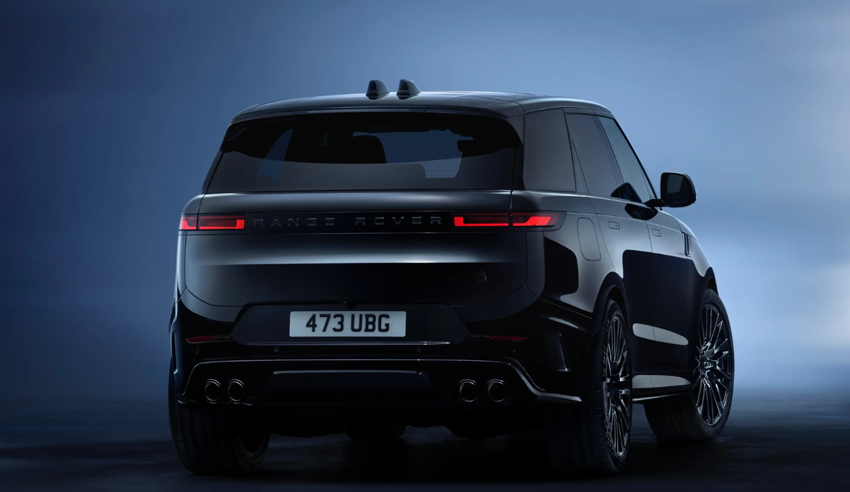 Range Rover Sport SV Black Edition Exudes A Broad-Shouldered Attitude