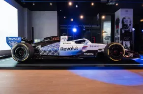 First Singapore GP, First Singapore Livery: Audi Makes Its Mark
