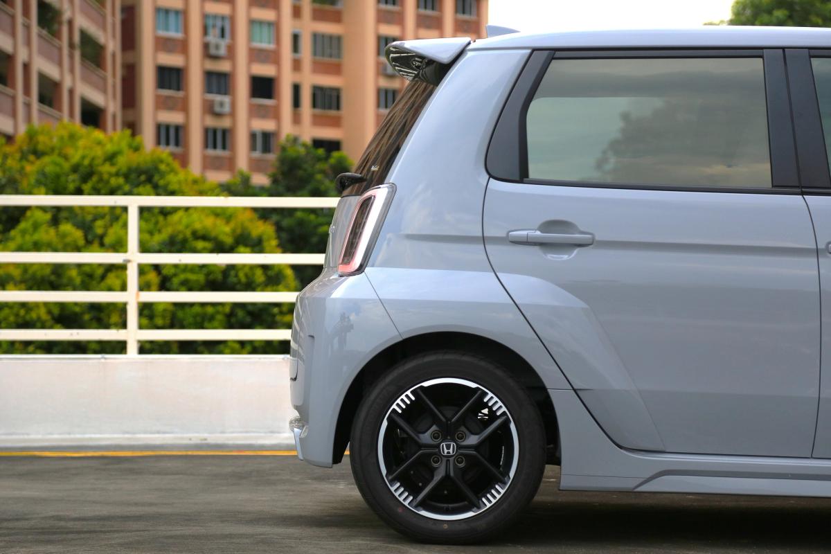 Honda Super-ONE Review: This Honda Made Me Feel 20 Again – photo 61