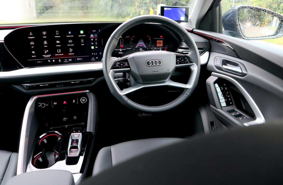 Audi Q5 S-line 2.0 TFSI quattro Review: Refinement Over Reinvention – photo 34
