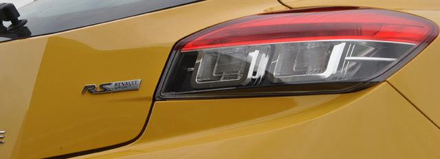 Renault Megane RS250 2.0 Review: French Bliss – photo 2