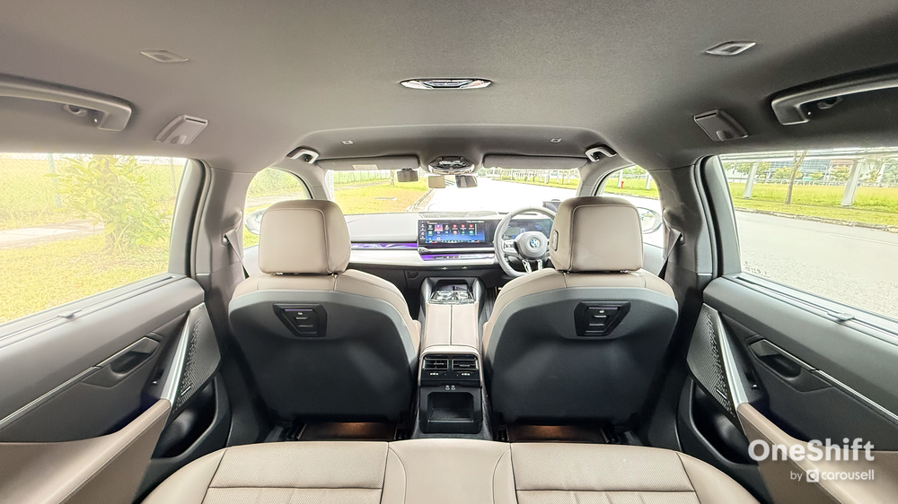 BMW 5 Series 520i M Sport Touring Review: World Tour – photo 24