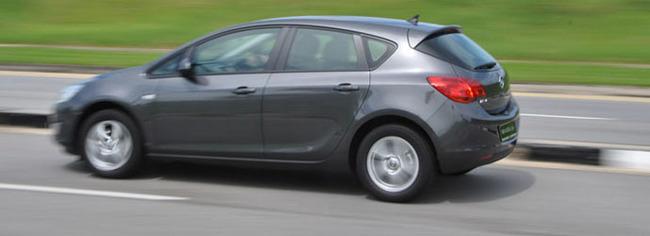 Opel Astra Hatch 1.6 Review: Whole new world – photo 1
