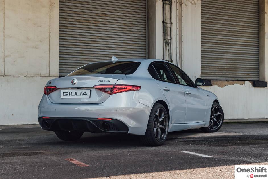 Alfa Romeo Giulia Veloce Review: The Hearty Italian – photo 48