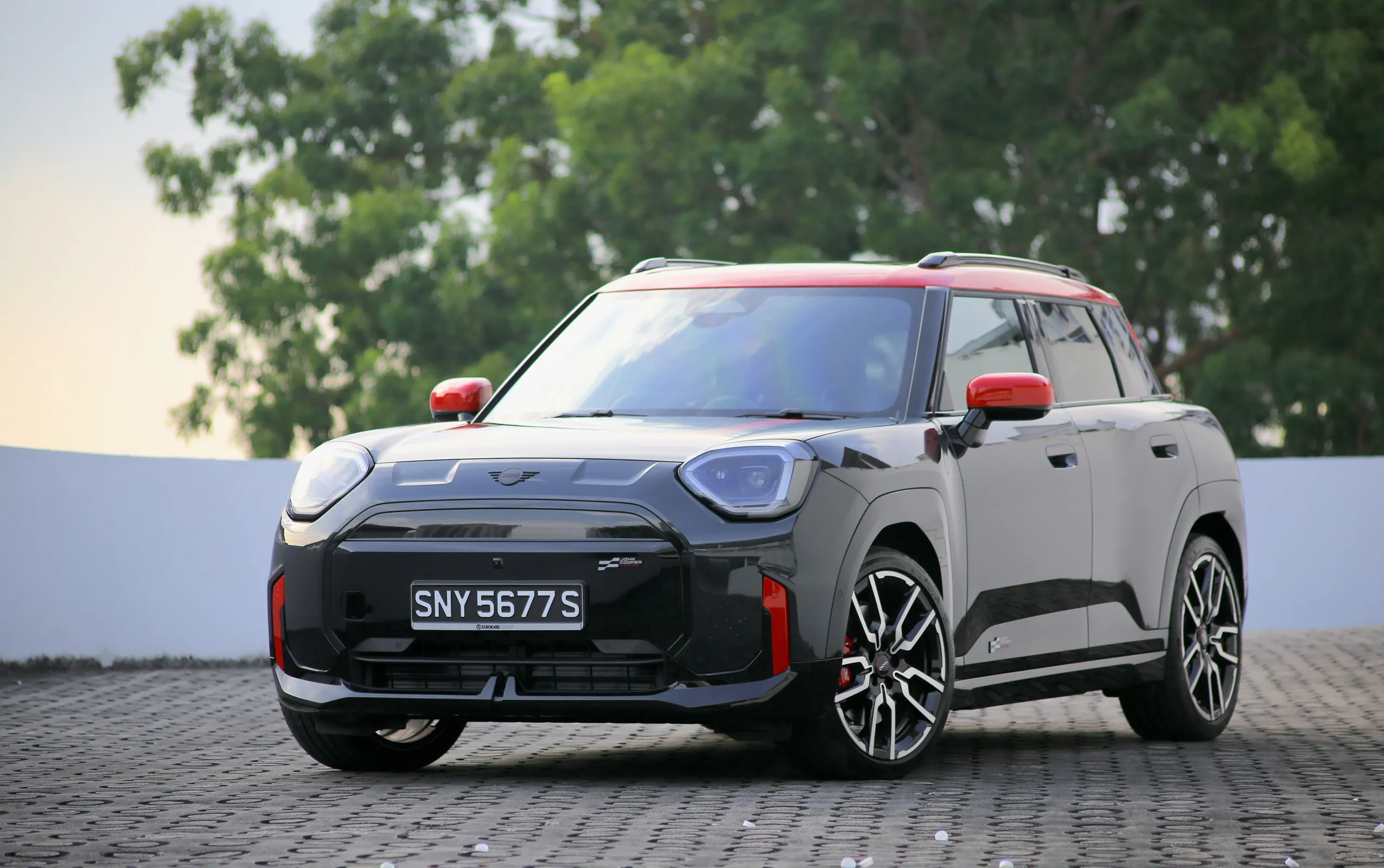 MINI Aceman JCW Review: Spirited EV With A Firm Streak
