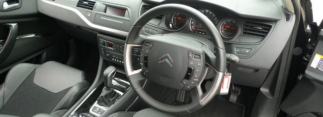 Volkswagen Passat 1.8 TSI Review: Middle of the pack – photo 2