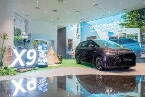 XPENG Cranks Up Luxury EV MPV Game With New X9 Pro