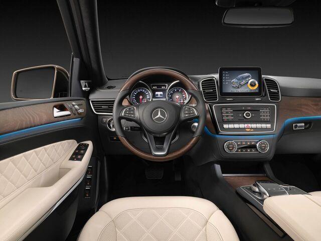 Mercedes-Benz Launches the New GLS in Singapore – photo 1
