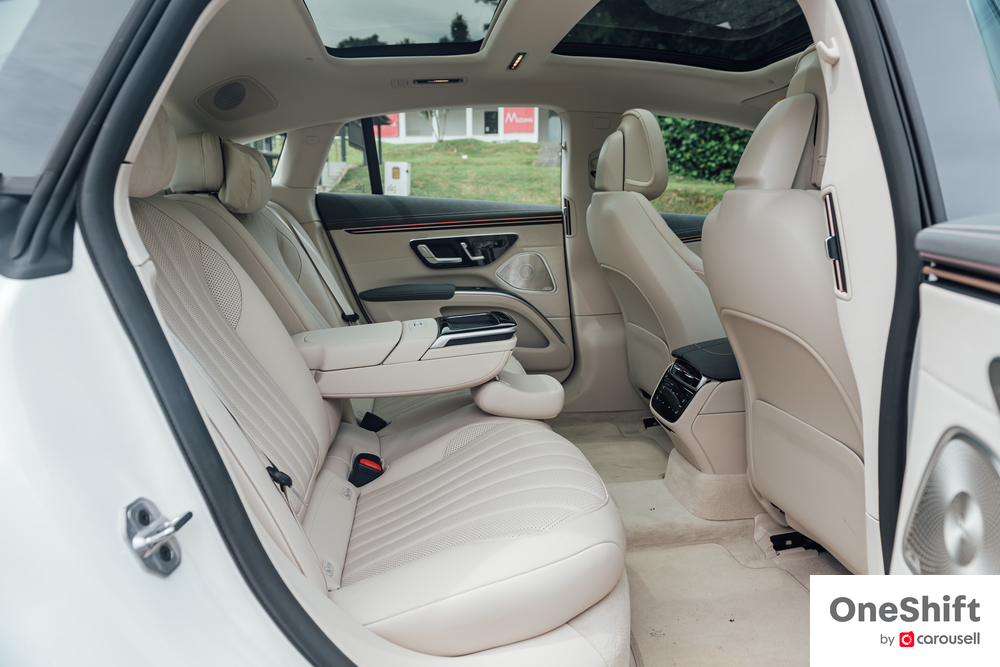 Mercedes-EQ EQS 450+ Review: The Space Pod From The Three Pointed Star – photo 38