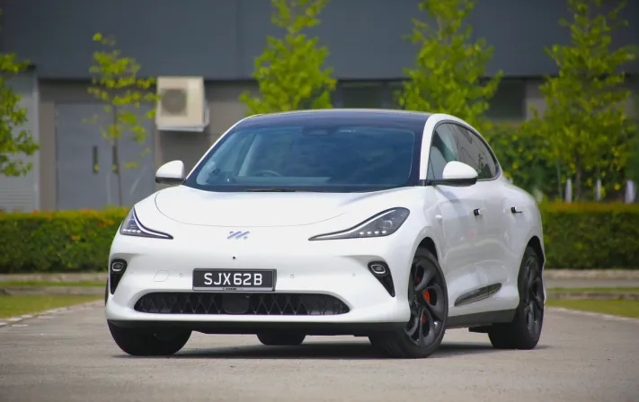 IM6 (Performance) Review: Greater Than The Sum Of Its Parts