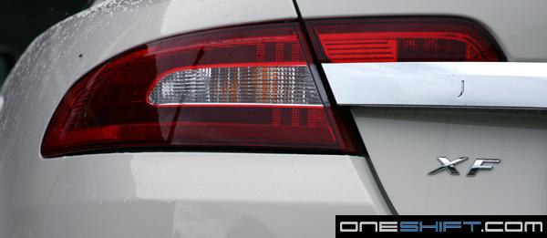 Jaguar XF V6 3.0 Luxury Review: Leaping ahead – photo 1