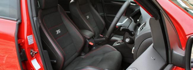 Volkswagen Golf GTI E35 5 Door Review: More than just skin deep – photo 3