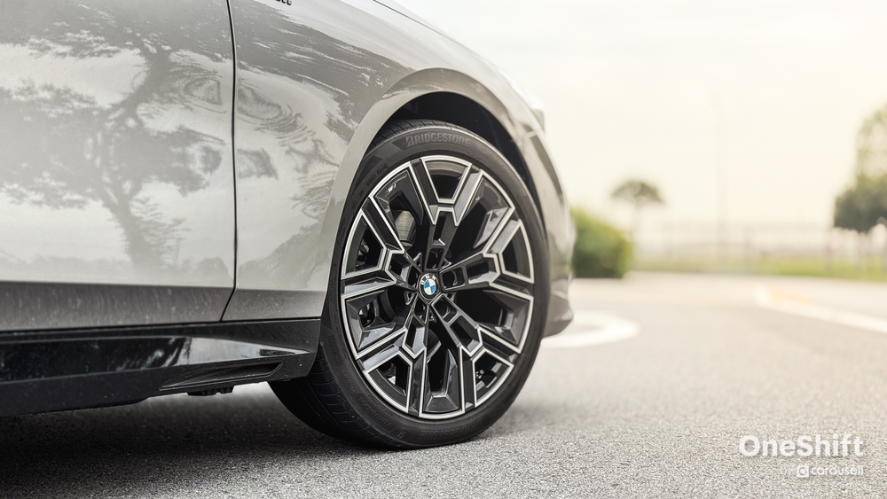 BMW 5 Series 520i M Sport Touring Review: World Tour – photo 2