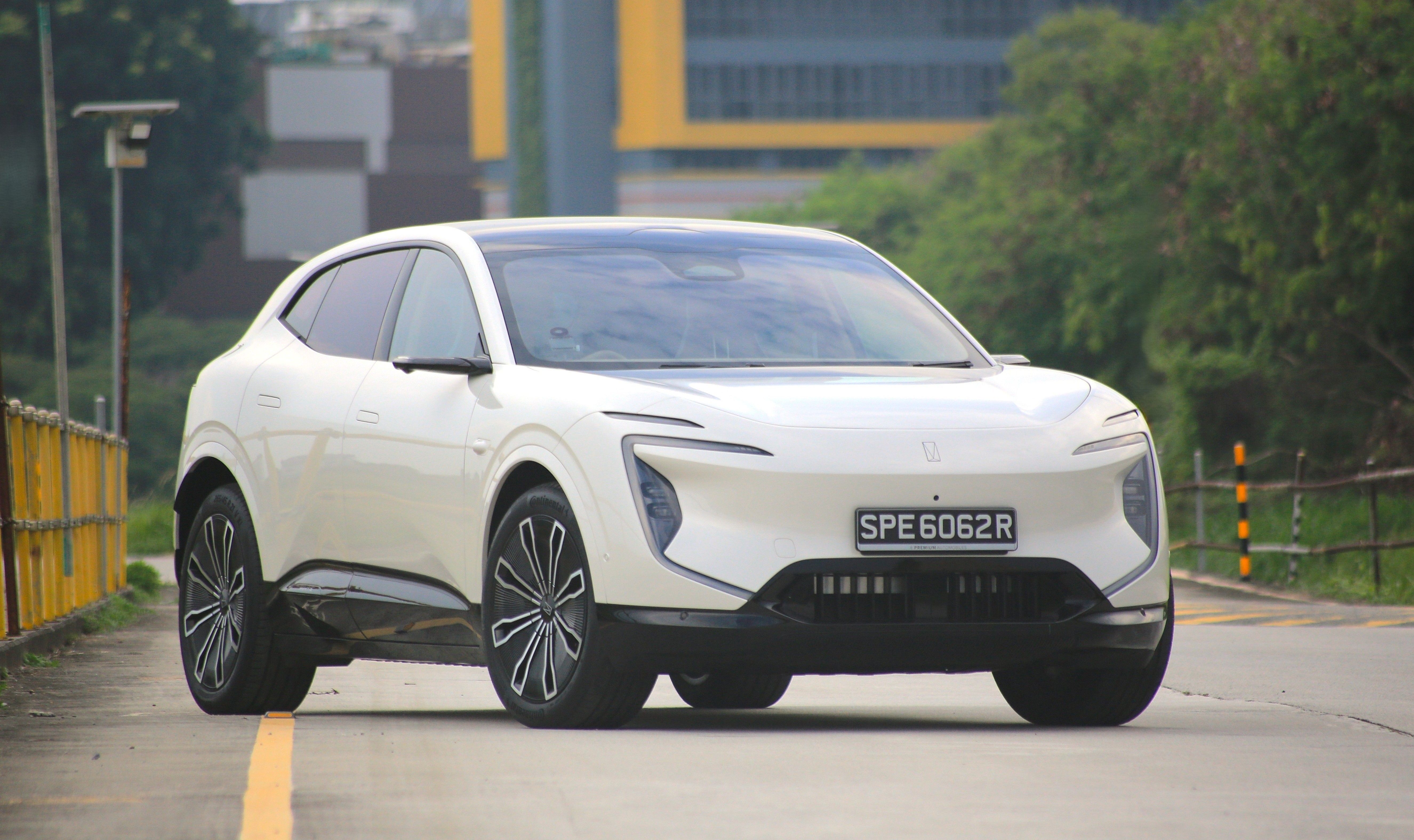 AVATR 07 Ultra Review: More Than Just A Parking Party Trick