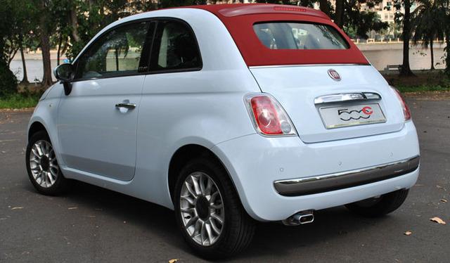 Fiat Cinquecento 500 1.4 Lounge Convertible Review: Half-baked Italian – photo 1